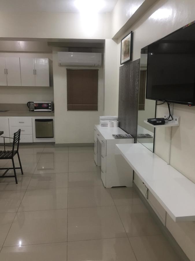 Residencia San Vicente - Pasay -Budget Hotel Manila Esterno foto