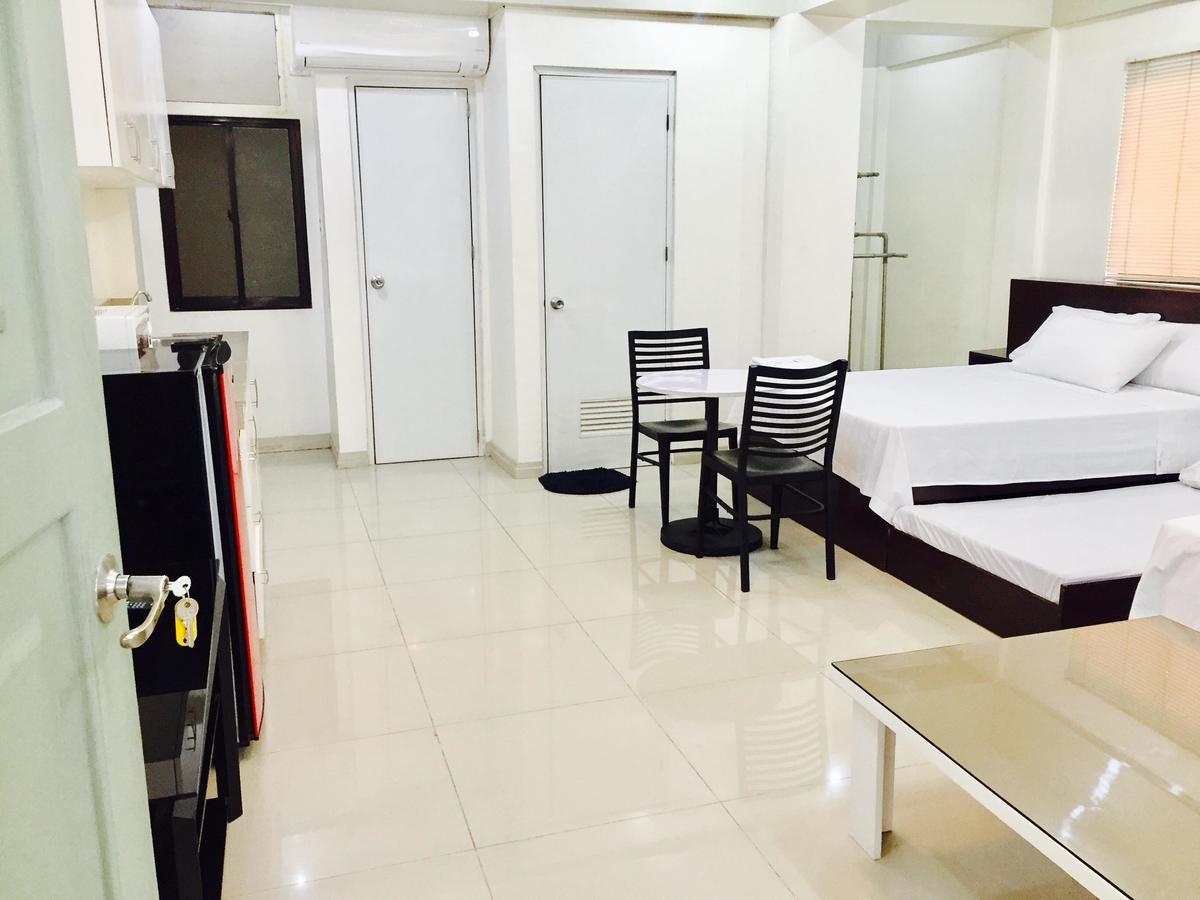 Residencia San Vicente - Pasay -Budget Hotel Manila Esterno foto